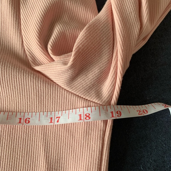 Pink Ribbed Button-Up Cardigan with Pockets - Picture 4 of 5